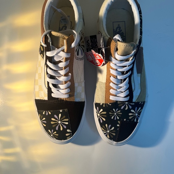 Vans Shoes - VANS Divine Energy Old Skool Sneakers Patchwork, Multiple Colors, Size 10